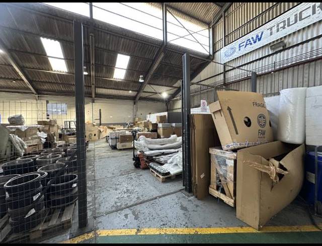 2,200M² WAREHOUSE TO LET IN KRAAIFONTEIN INDUSTRIA